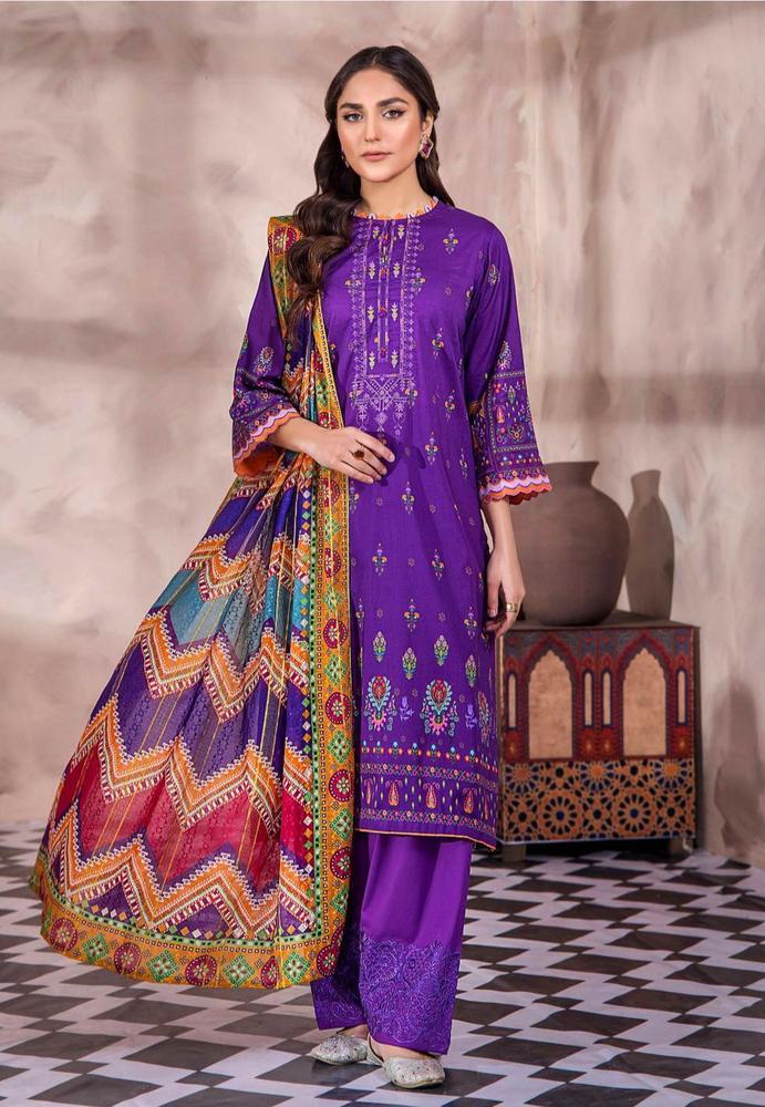 3 Pcs Women's Unstitched Lawn Embroidered Suit