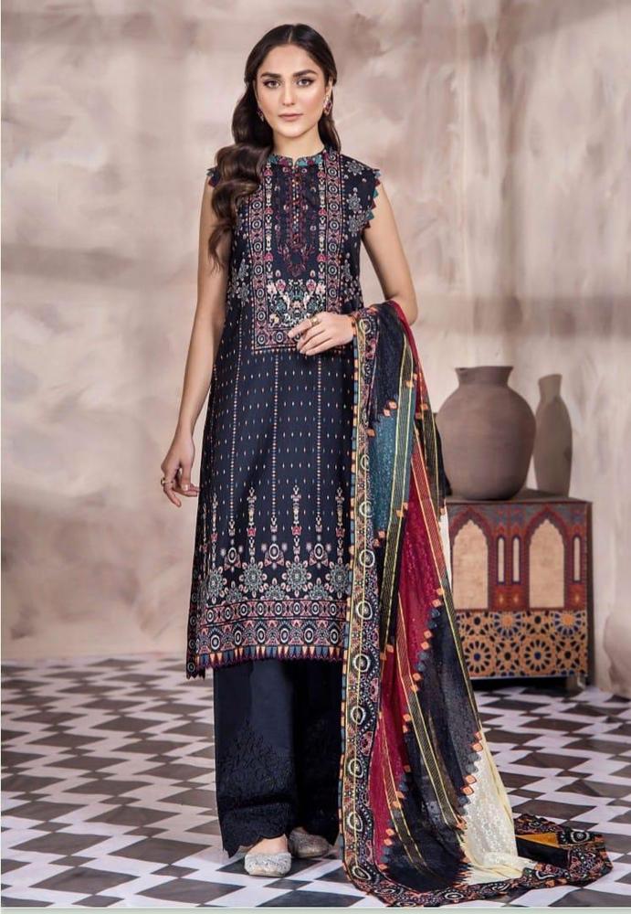 3 Pcs Women's Unstitched Lawn Embroidered Suit