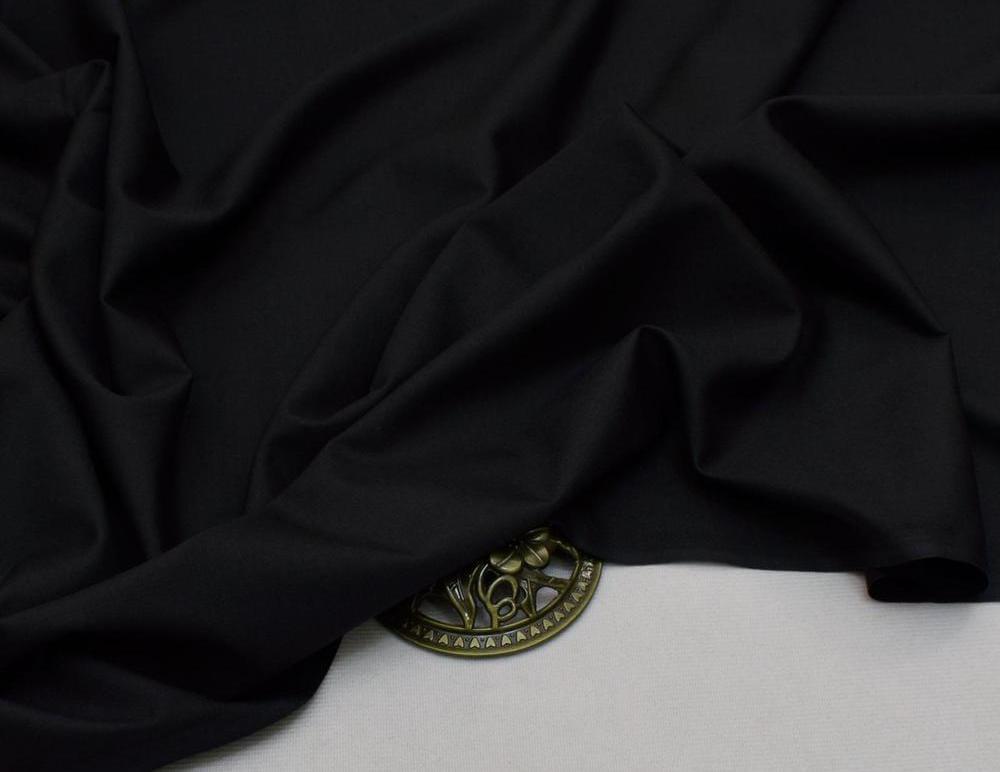 Men's Unstitched Wash And Wear Plain Suit