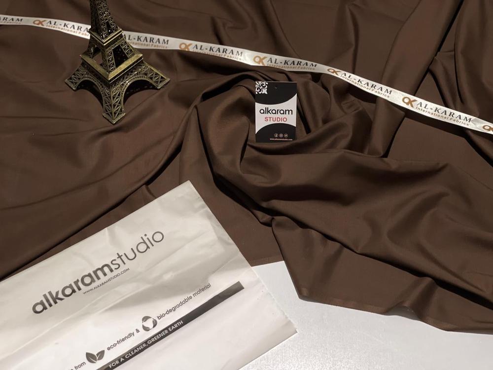 Men’s Unstitched Wash And Wear Plain Suit