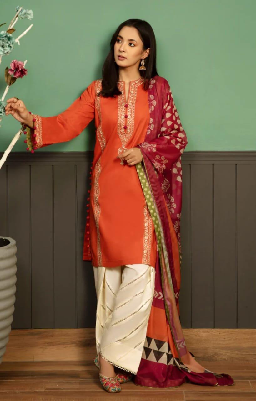 3 Pcs Women's Unstitched Embroidered Suit
