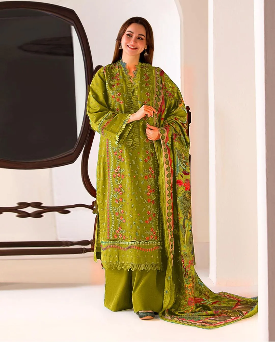 3 Pcs Women's Unstitched Embroidered Suit