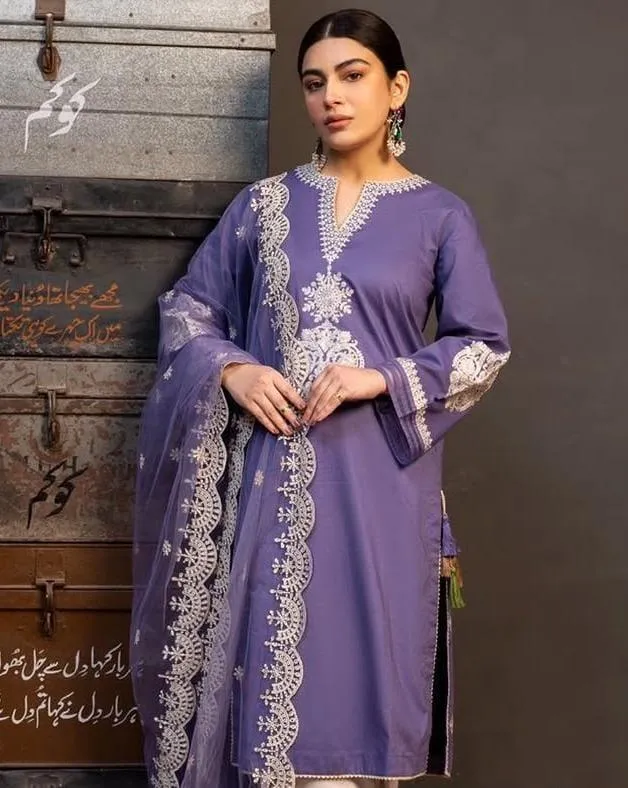 3 Pcs Women's Unstitched Embroidered Suit