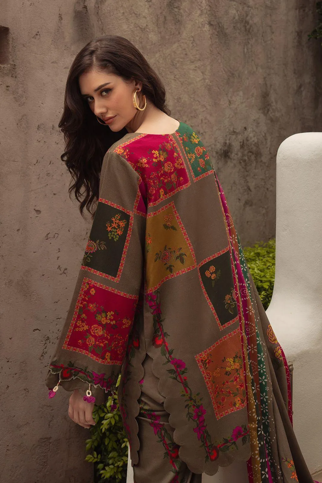 3 Pcs Women's Unstitched Digital Print Suit view 5