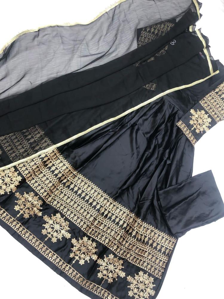 3 Pcs Women's Stitched Shamoz Silk Embroidered Suit