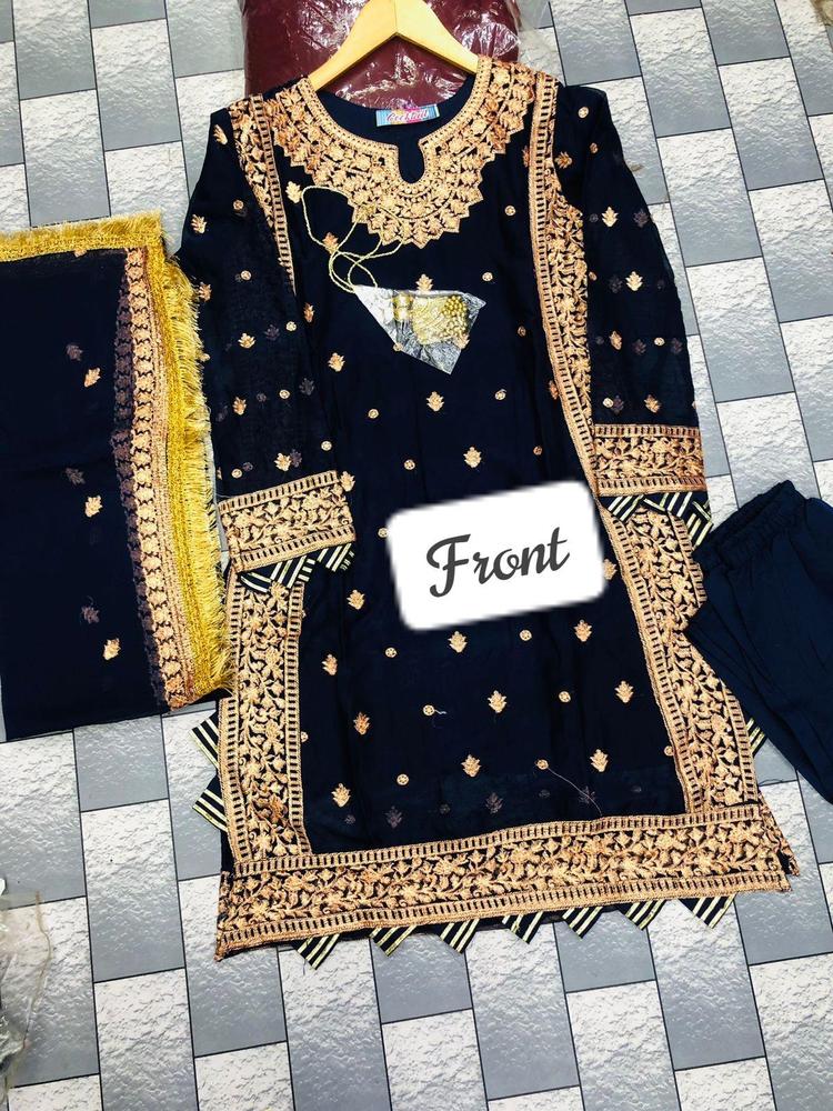 3 Pcs Women’s Stitched Crinkle Chiffon Embroidered Suit