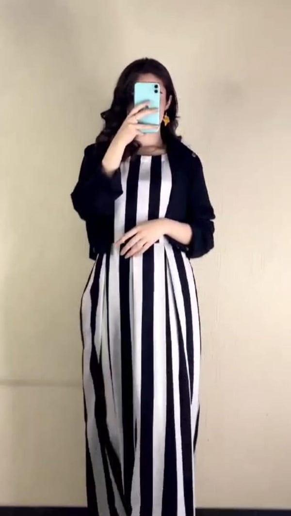 2 Pcs Women's Stitched Linen Printed Maxi