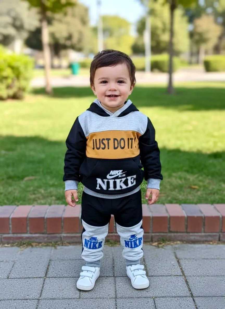 2 Pcs Boy's Girls Printed Hoodie Tracksuit Winter Collection view 3