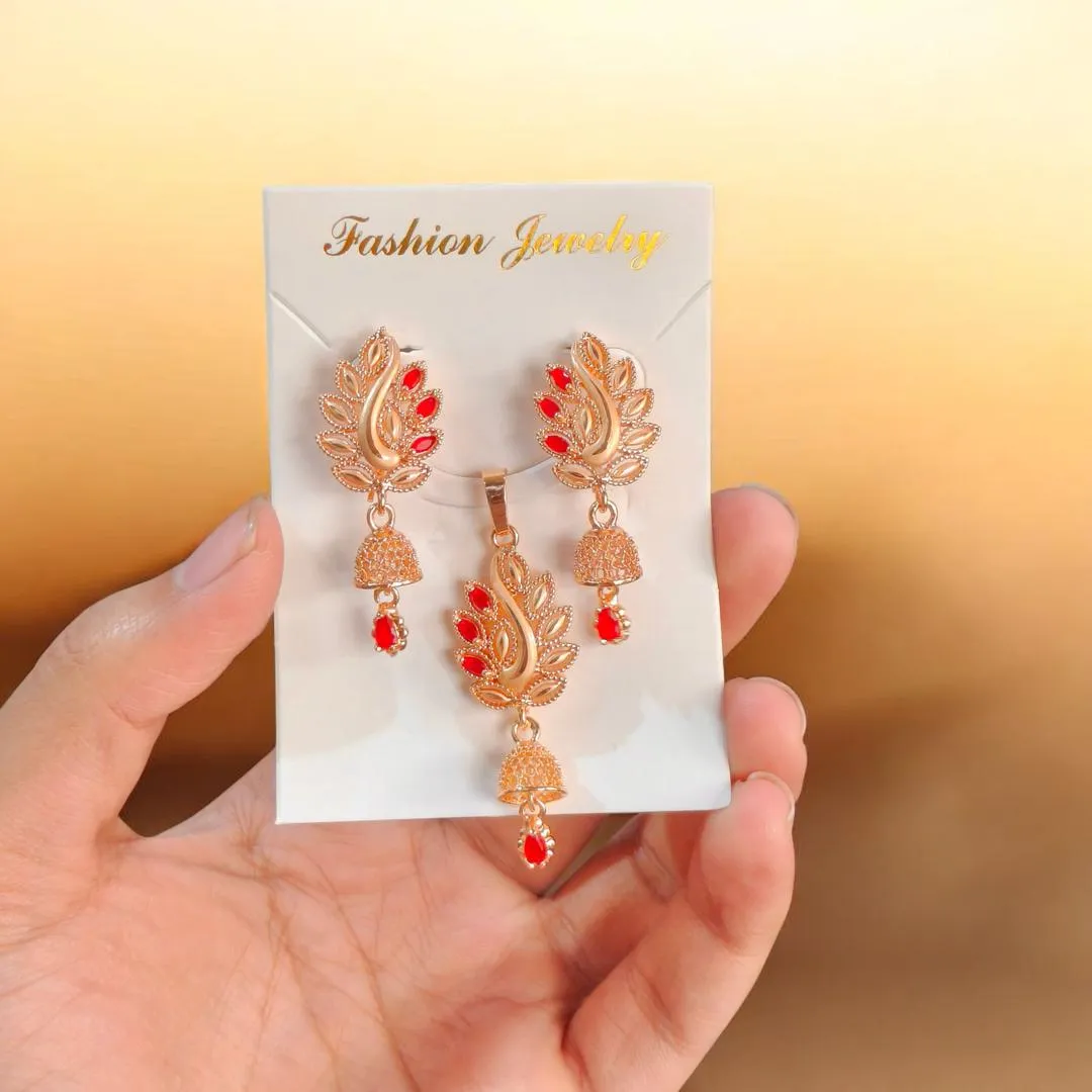 Modern Design 1 Carat Gold Plated Crystal Pendant Set