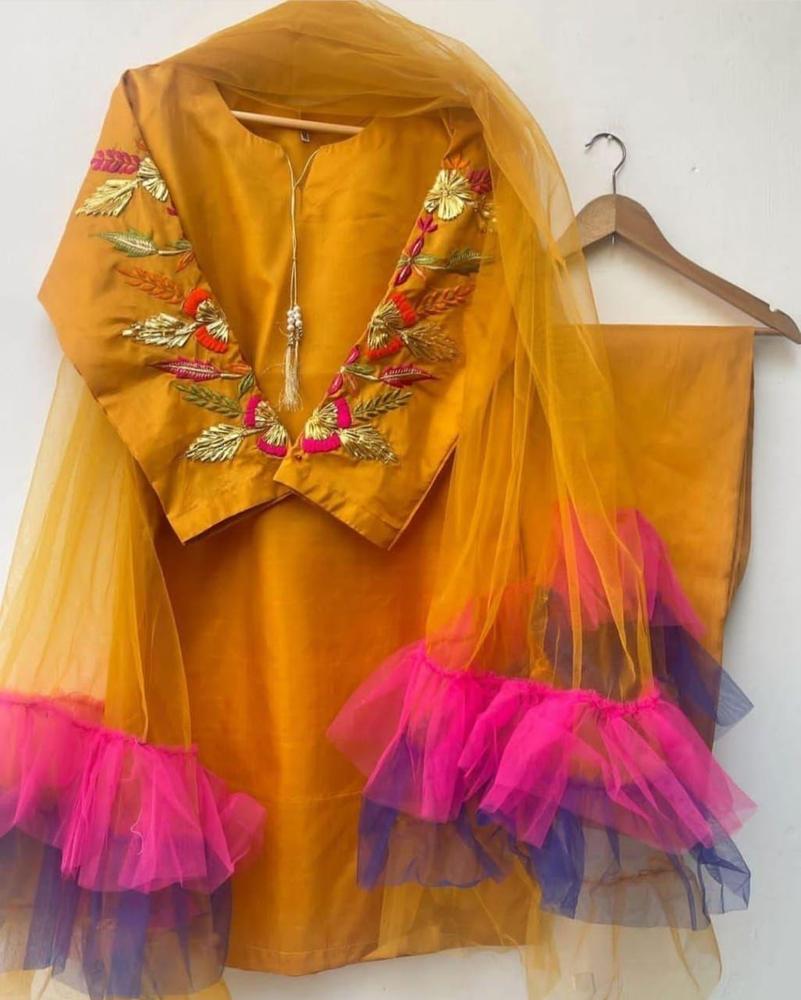 3 Pcs Women’s Stitched Katan Silk Embroidered Suit