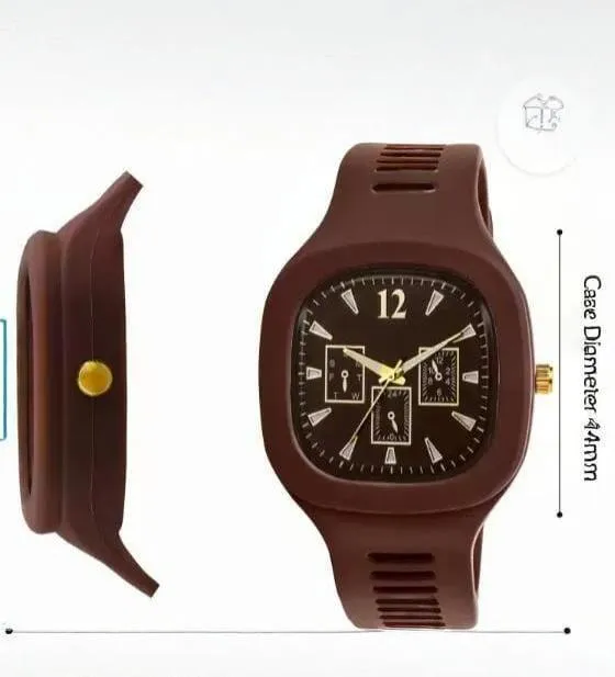 Analogue Fashionable Watch For Men 