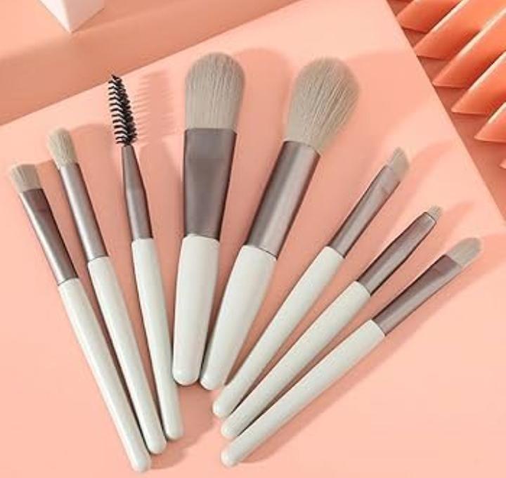 8 Pcs Mini Makeup Brushes Set