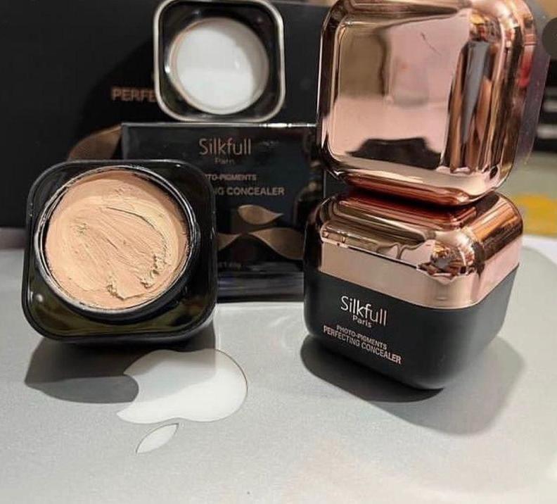 High Coverage Concealer for Flawless Skin - 1 Pcs