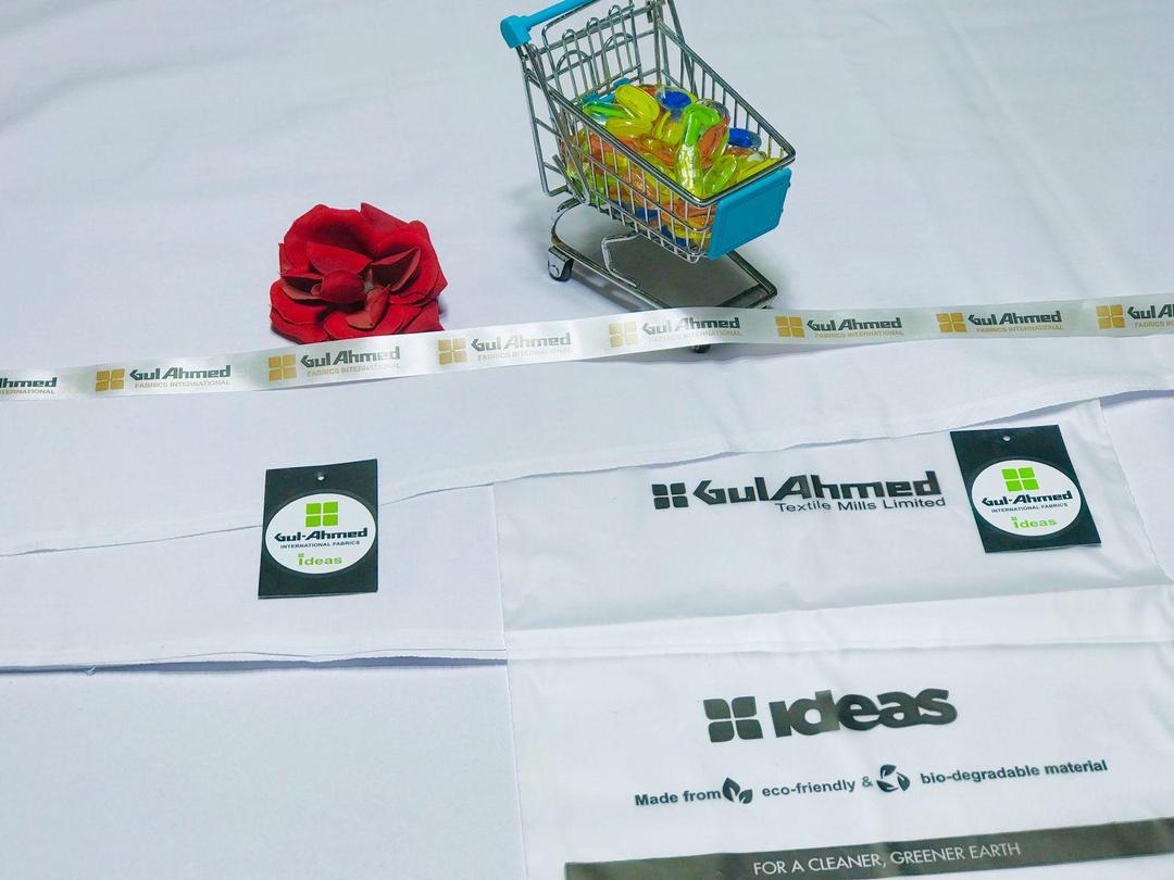 Men’s Unstitched Cotton Plain Suit