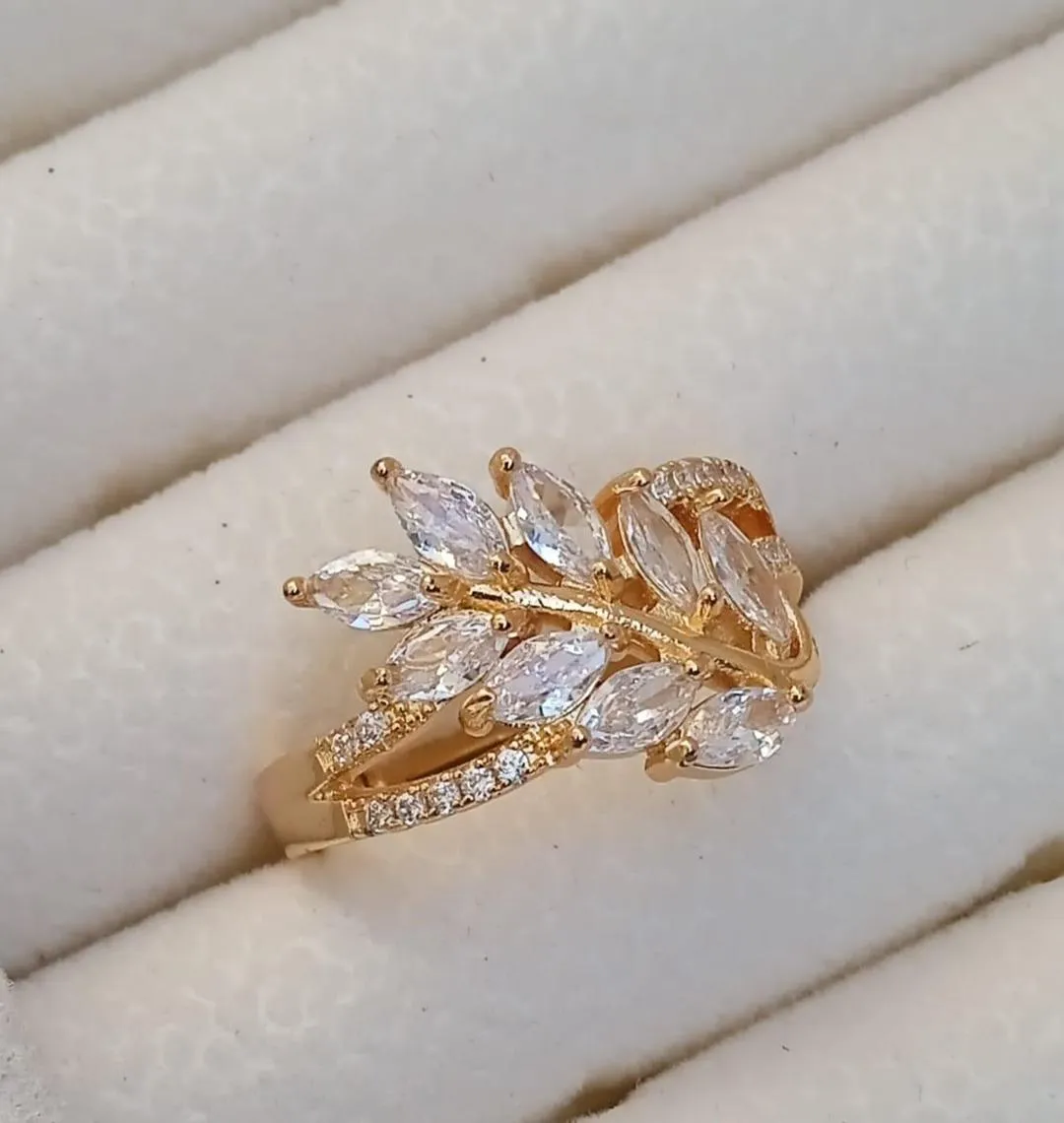 Leaf Design Gold Plated Crystal Adjustable Ring