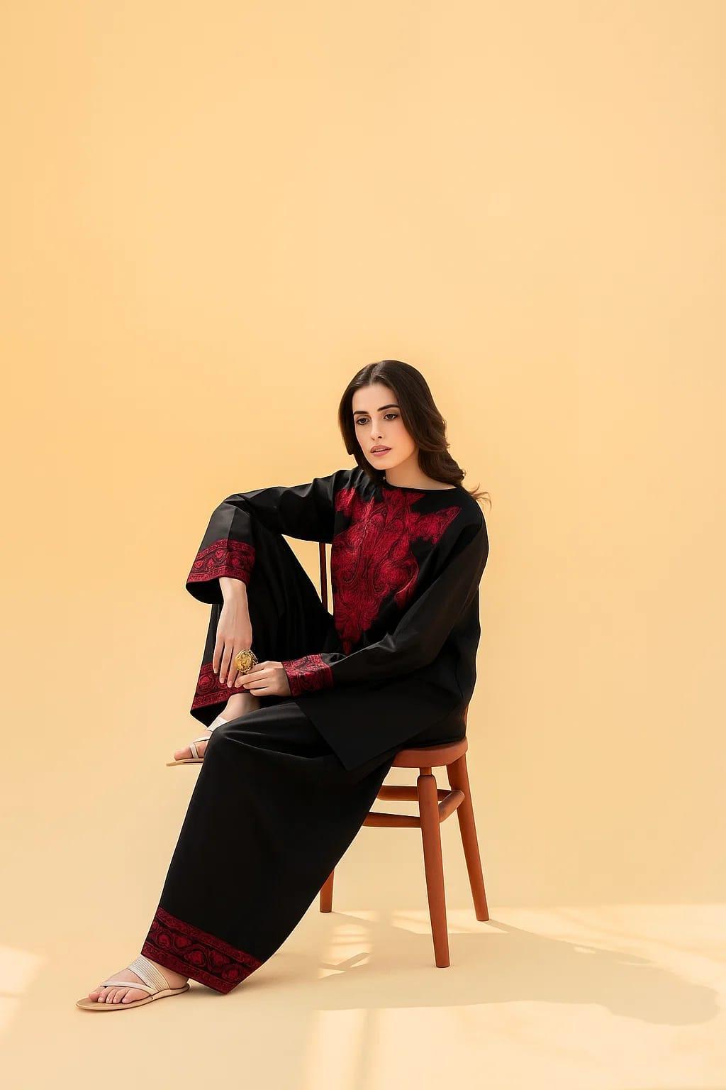 2 Pcs Women's Unstitched Embroidered Suit