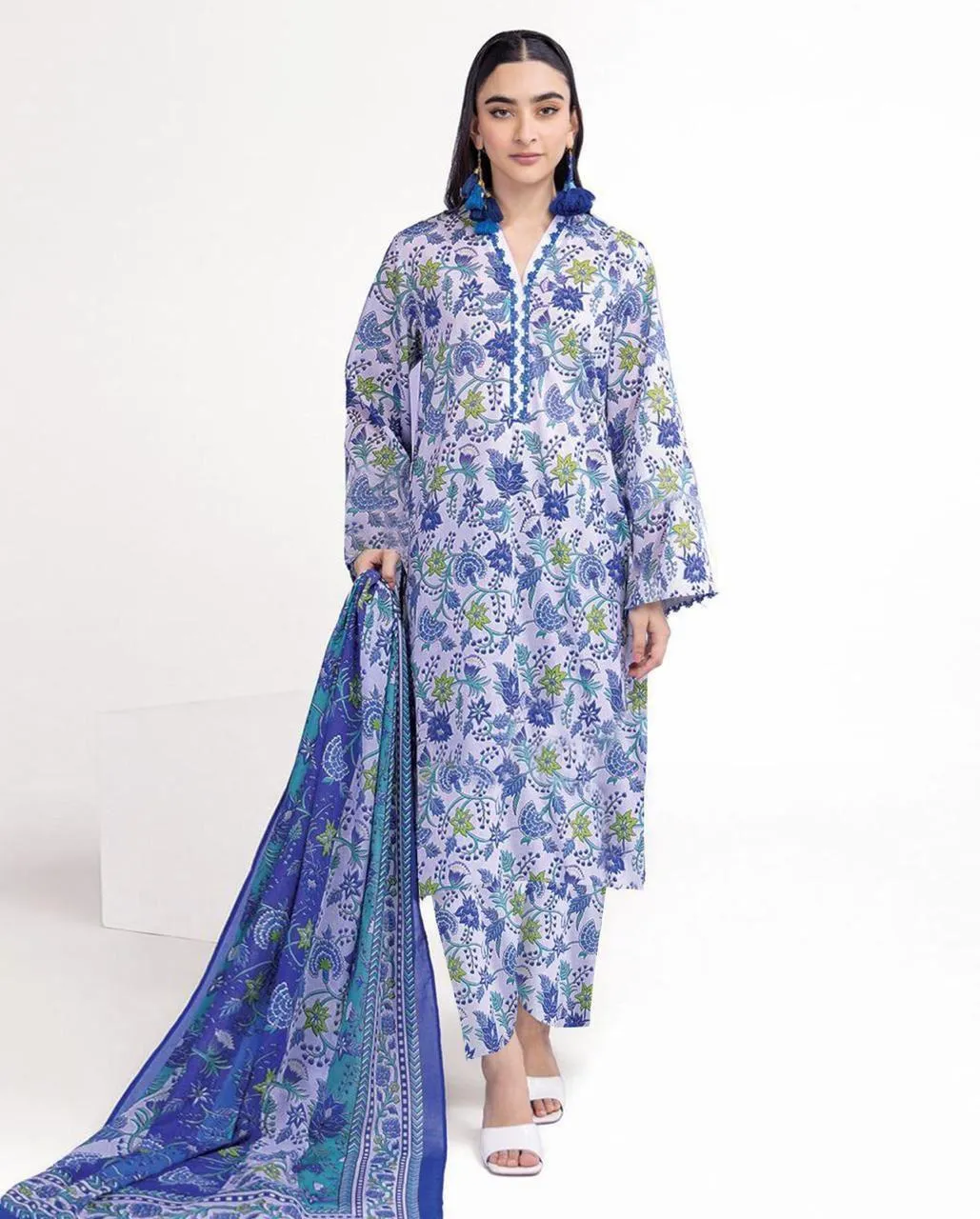 3 Pcs Women's Unstitched Digital Print Suit