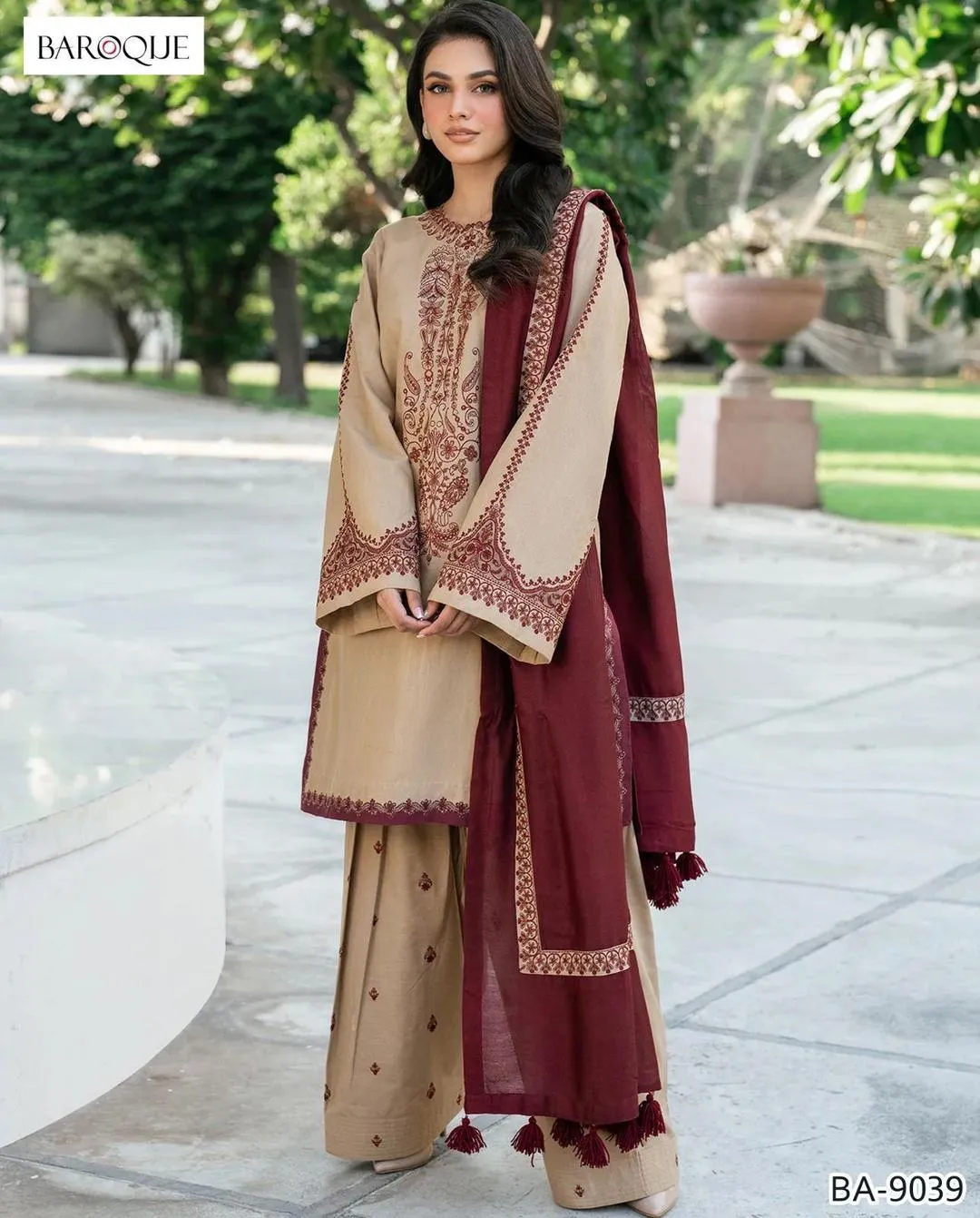 3 Pcs Women's Unstitched Embroidered Suit