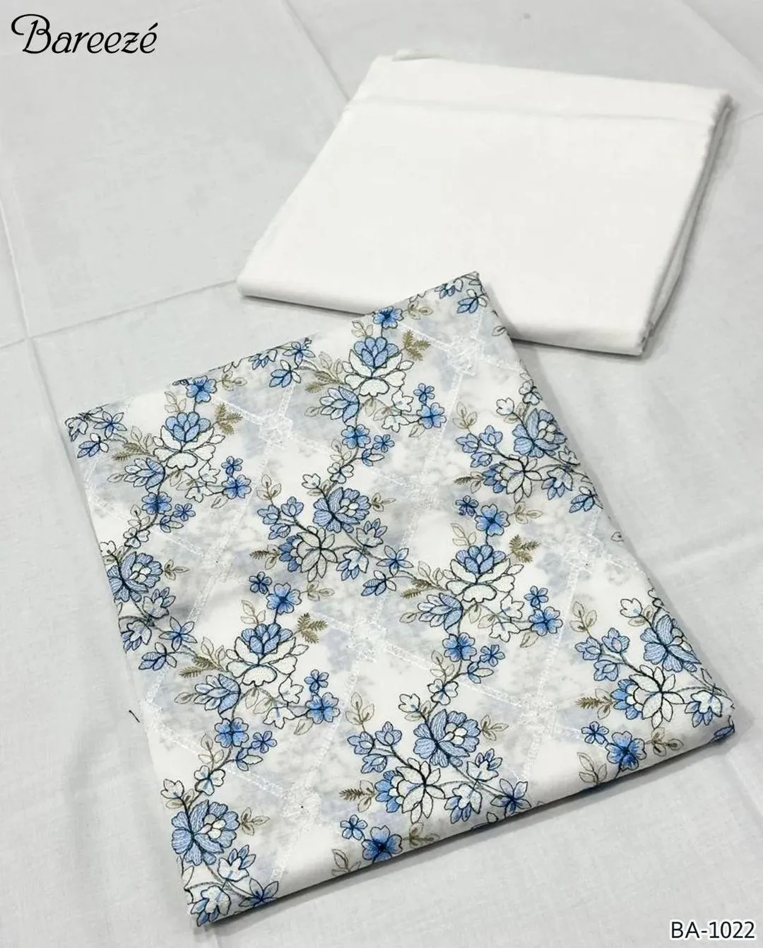 2 Pcs Women's Unstitched Embroidered Suit