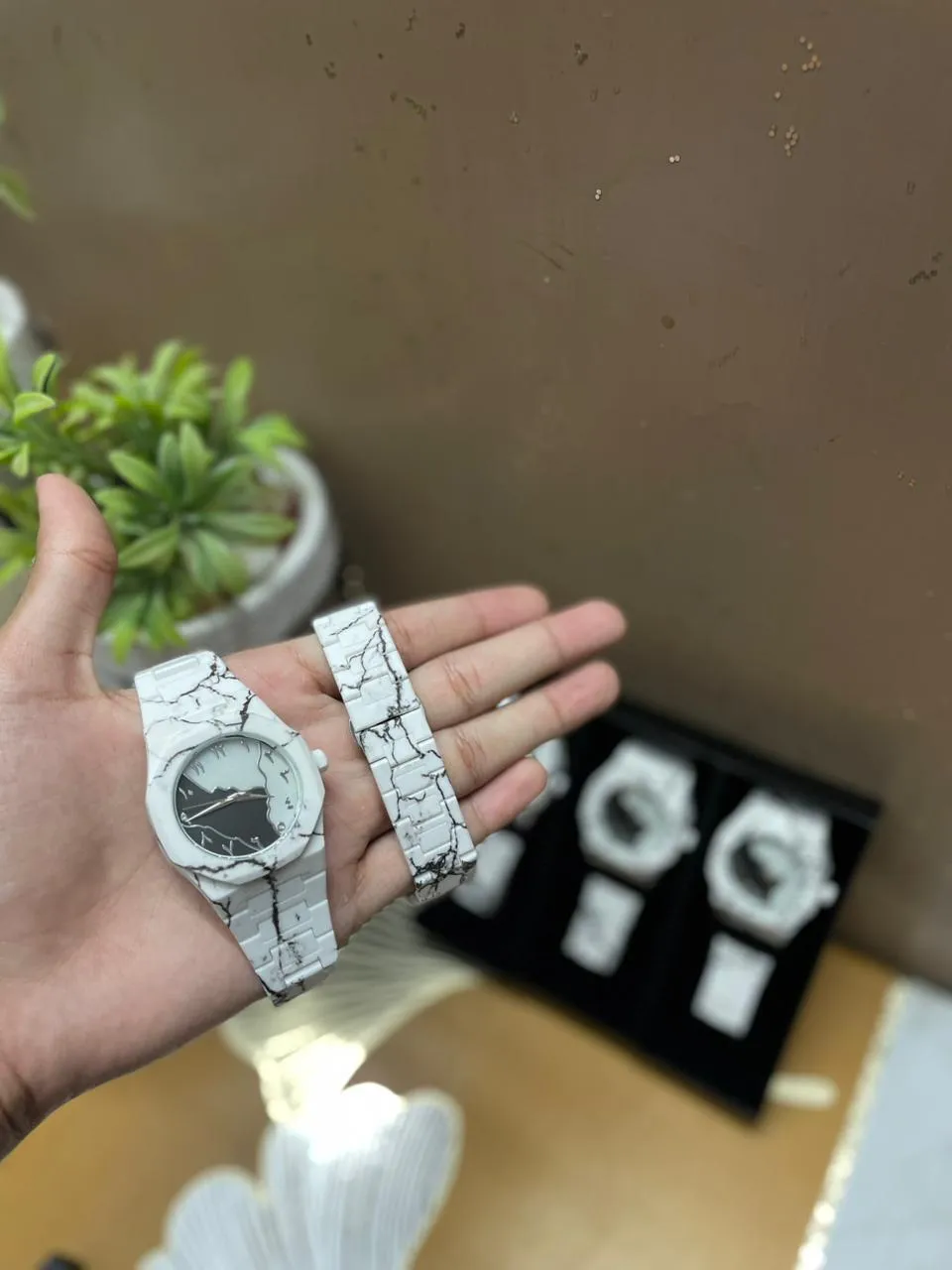 New Aura Watch - White Arabic Aura Watch With Box - 1 pc