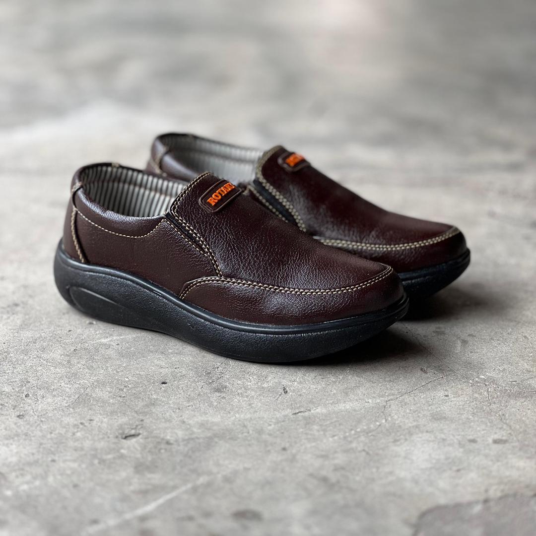 Men's Leather Running Skechers