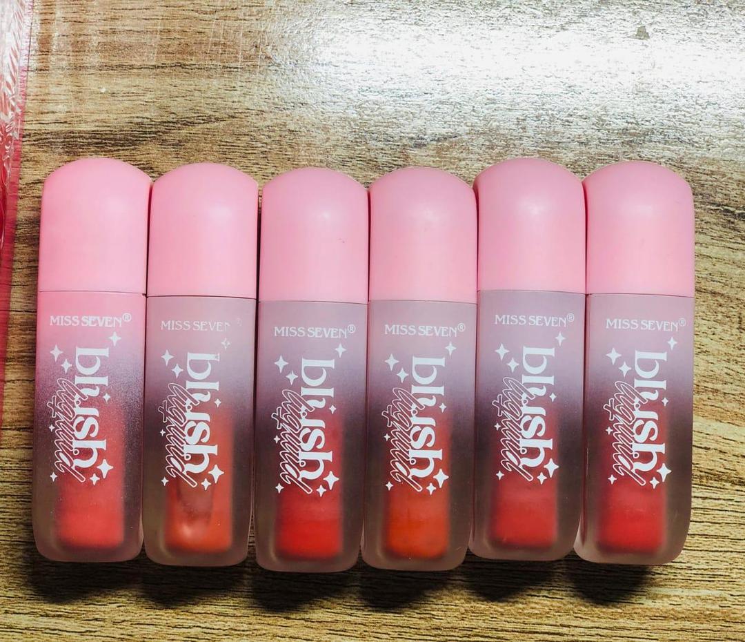 High Pigmented Liquid Blush - 1 Pcs Matte and Poreless with High Coverage