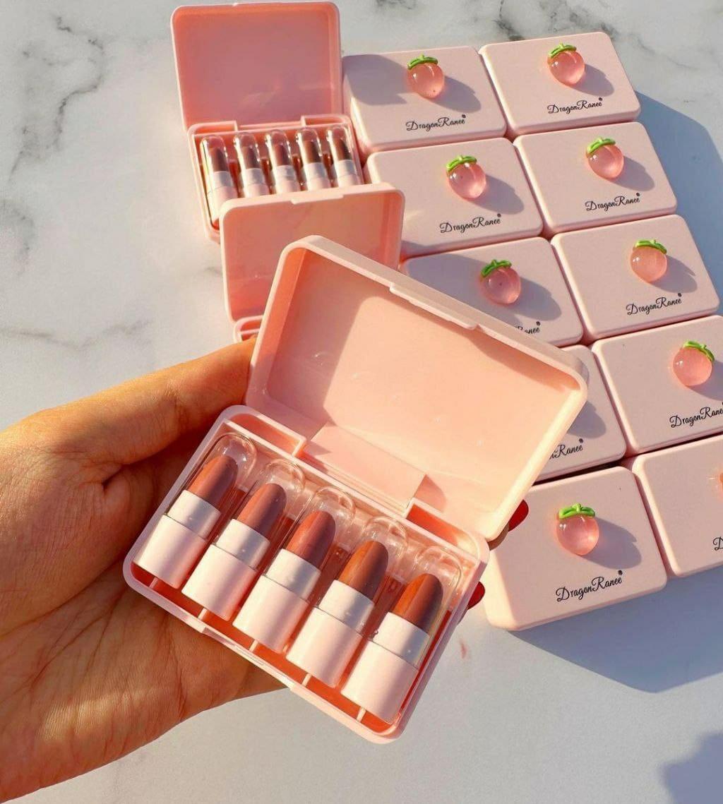 High Pigmented Lipstick Collection - 5 Pcs of Bold Colors