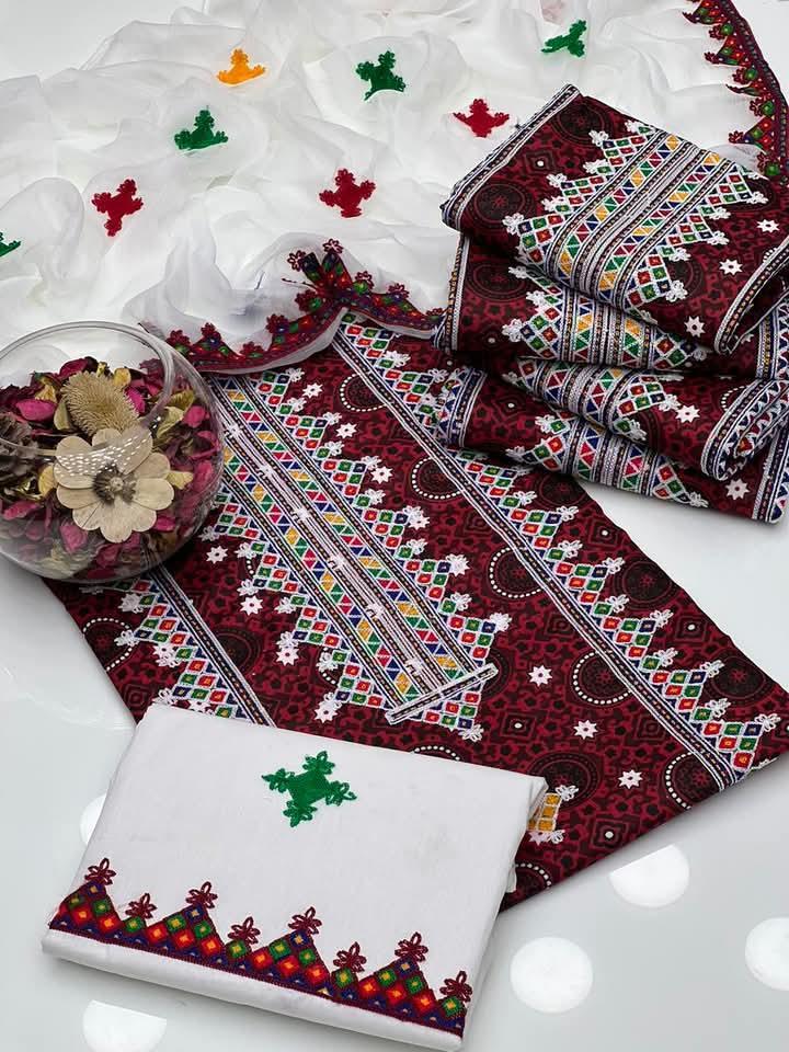 3 Pcs Women's Unstitched Embroidered Suit