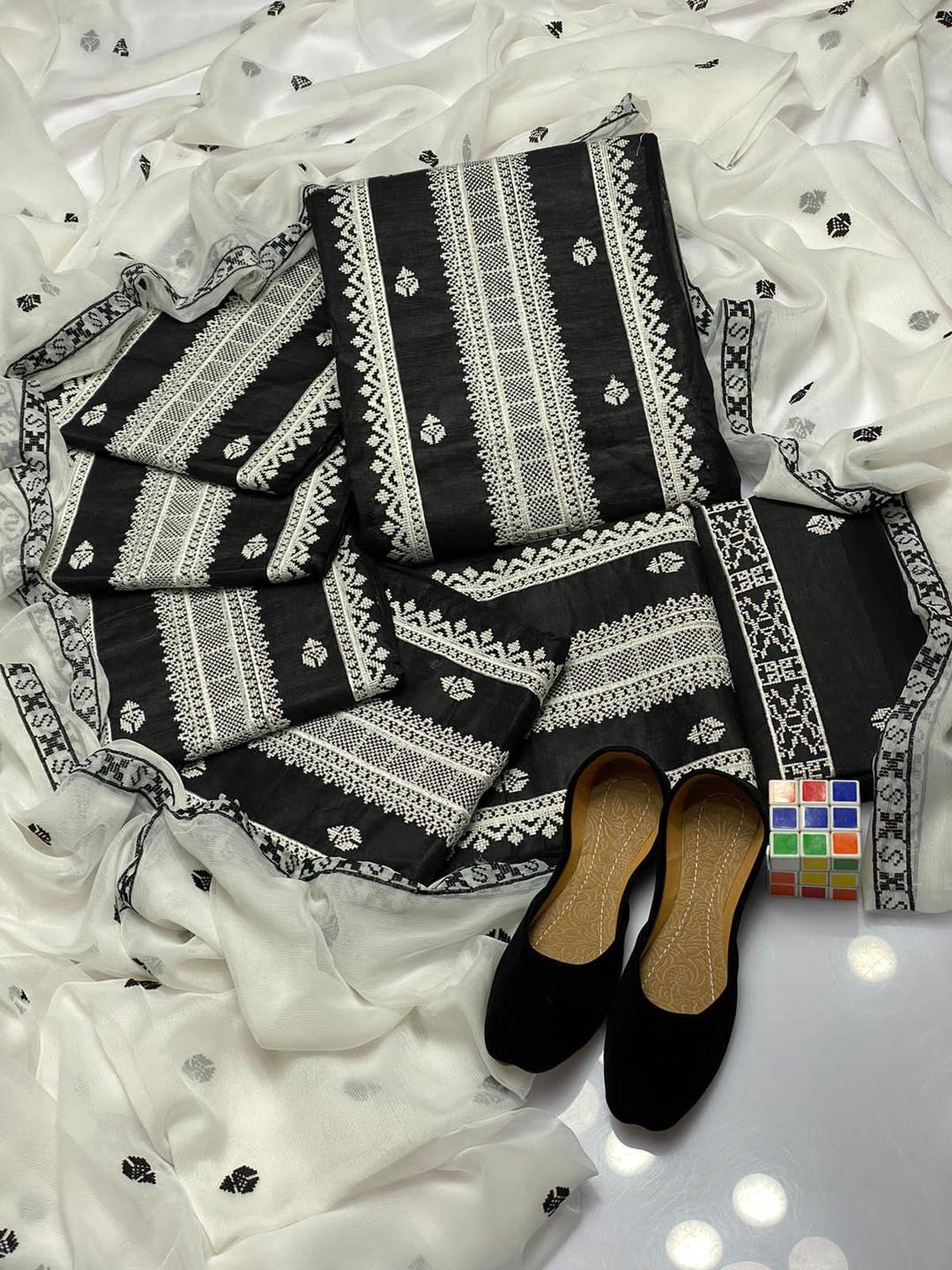 3 Pcs Women's Unstitched Embroidered Suit