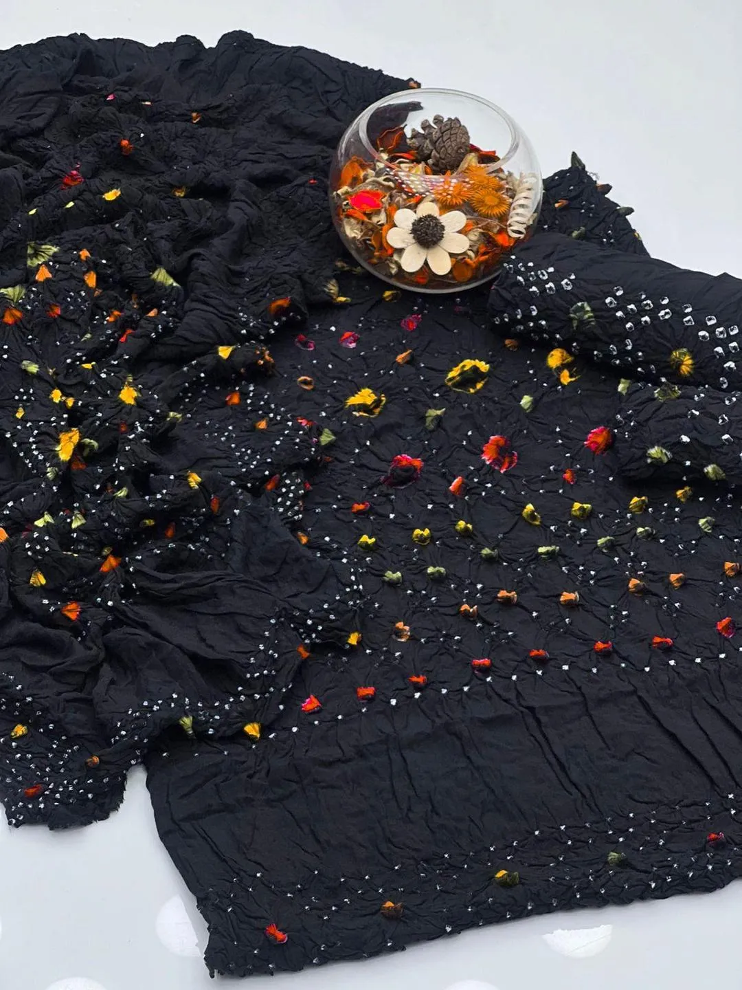 3 Pcs Women's Unstitched Printed Suit