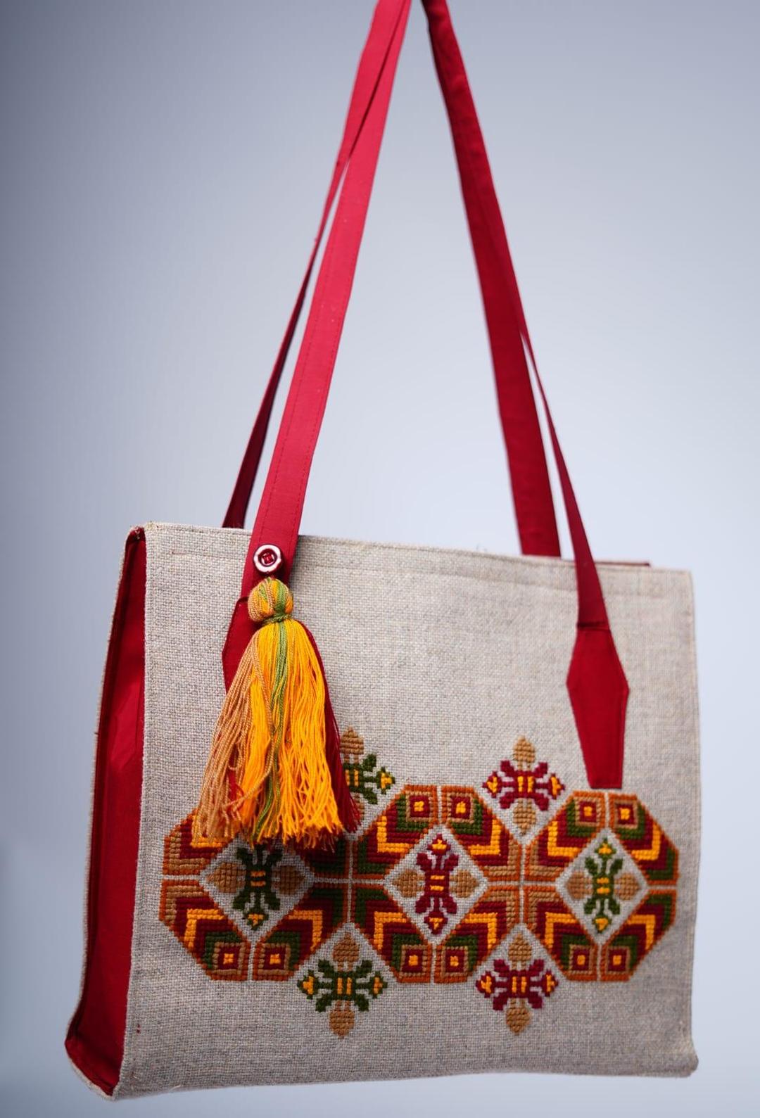 Women's Jute Embroidered Shoulder Bag
