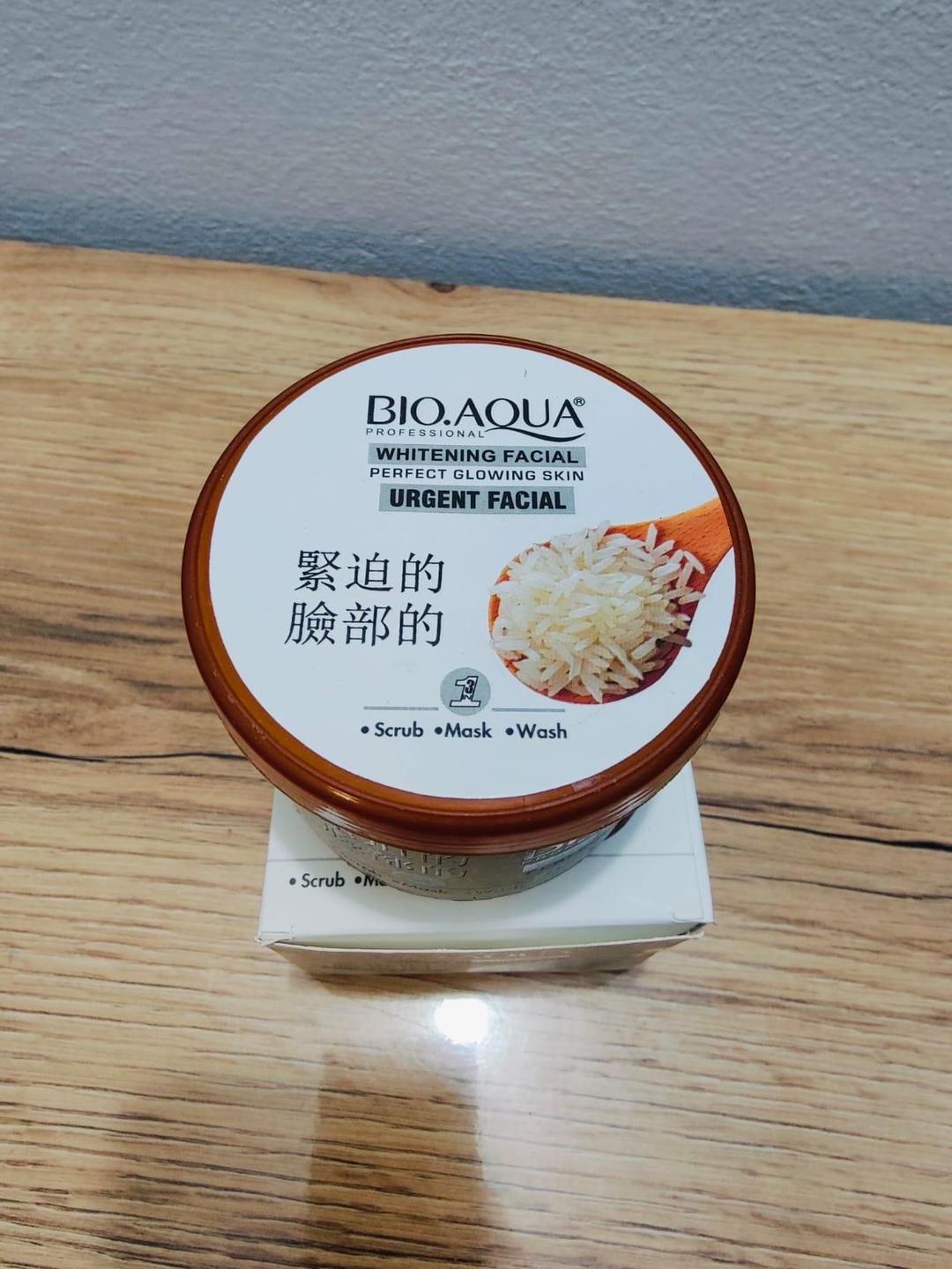 Whitening and Hydrating Urgent Facial Cream - 300ml