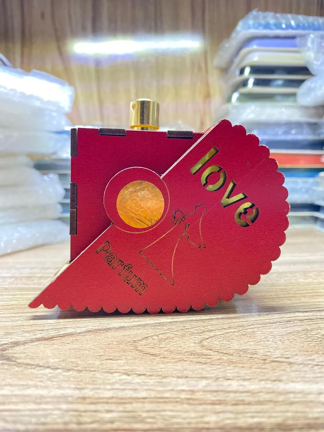 Mutual Love Heart Wooden Perfume