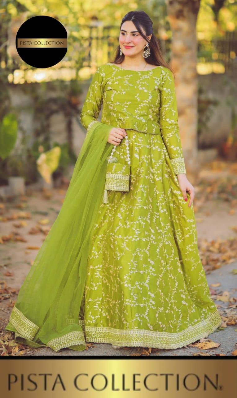 Elegant Green Flared Lehenga Set - 4 Pcs Embroidered Silk Ensemble