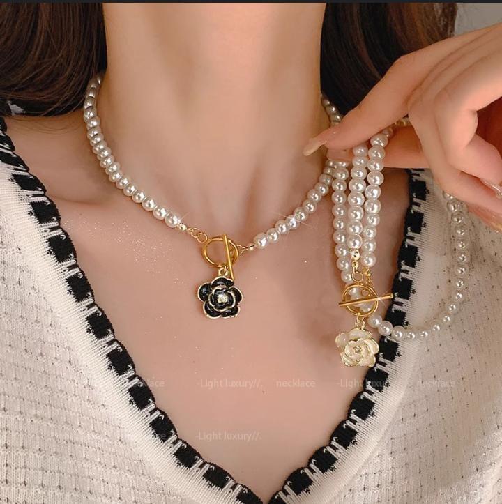 Sunflower Design Necklace