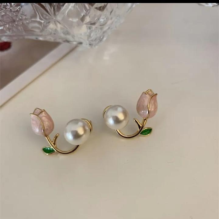 Flower Design Gold Plated Pearl Earrings