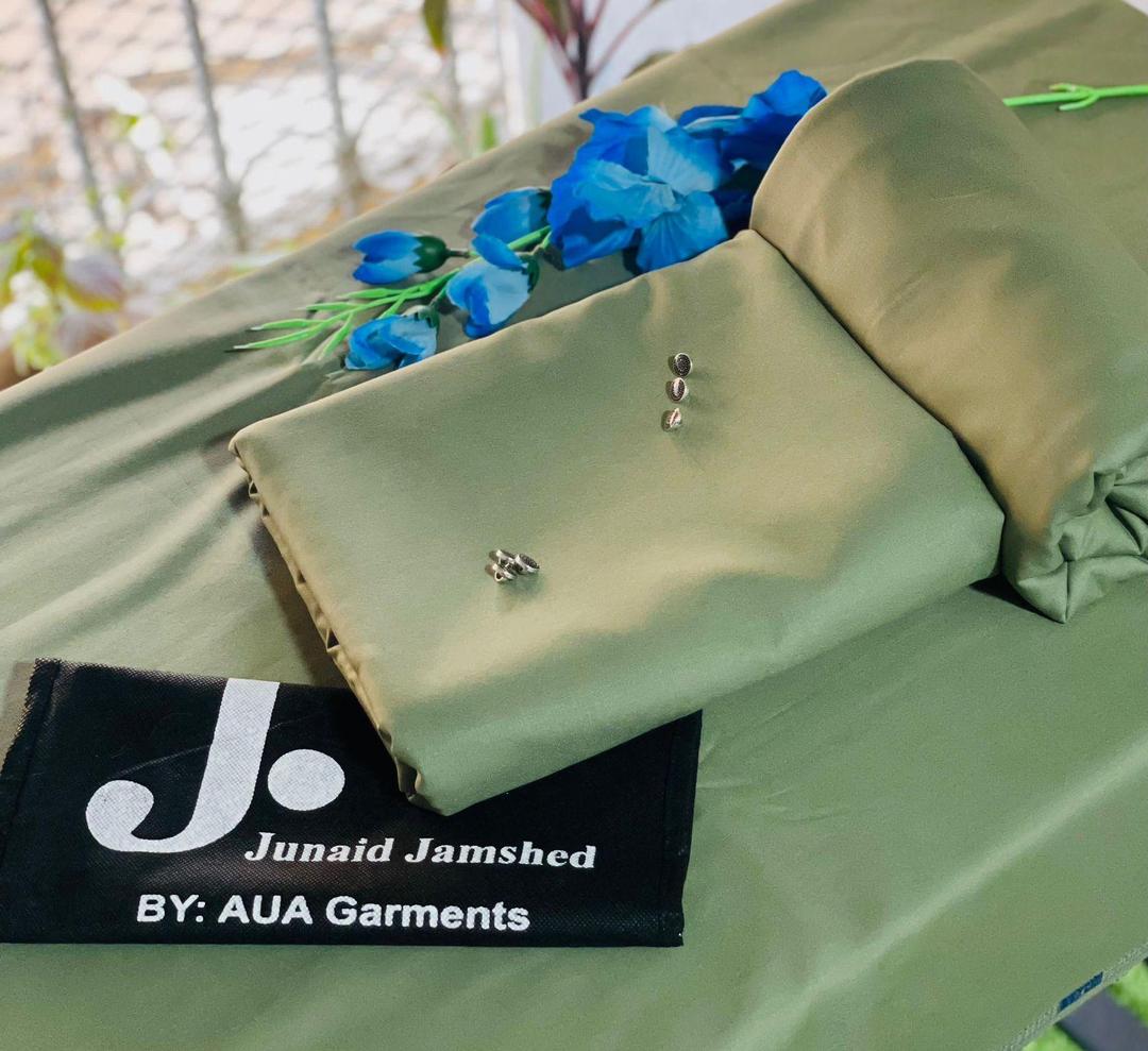 Men’s Unstitched Wash And Wear Plain Suit