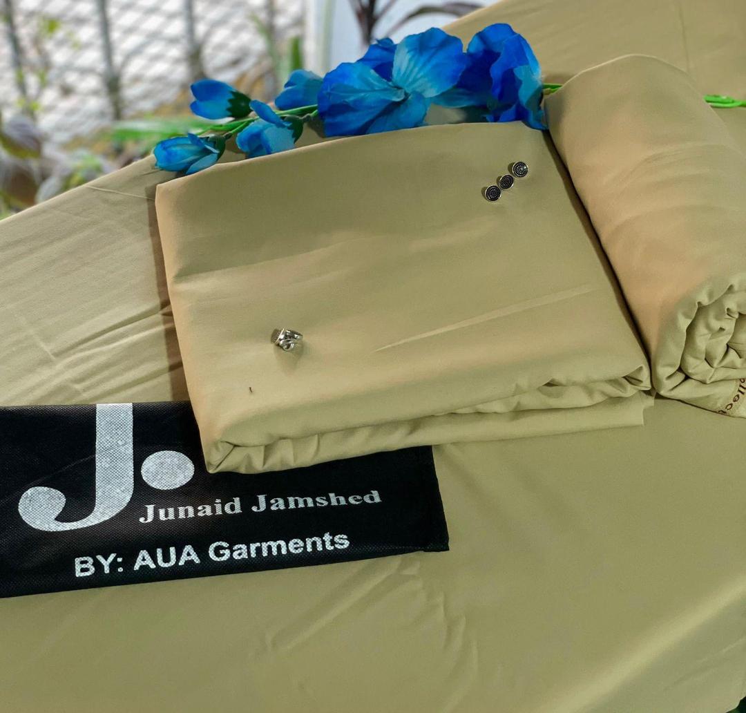 Men’s Unstitched Wash And Wear Plain Suit