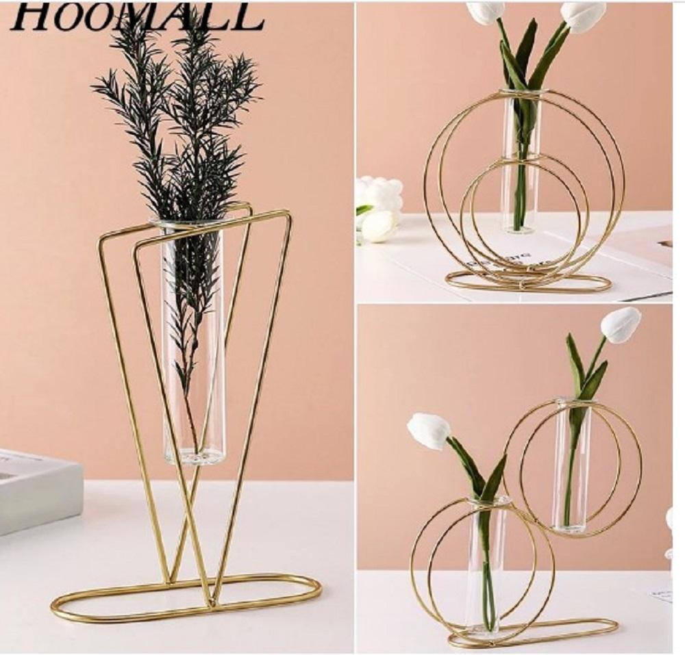 Stunning Golden Vase - 1 Pc Elegant Home Decor Accessory