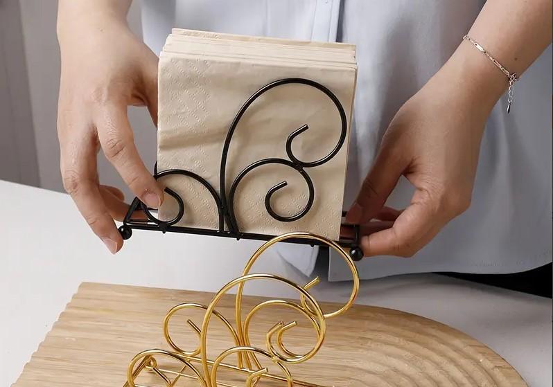 Antique Design Tissue Stand Iron Napkin Holder Napkin Holder for Kitchen Table Top Napkin Holder