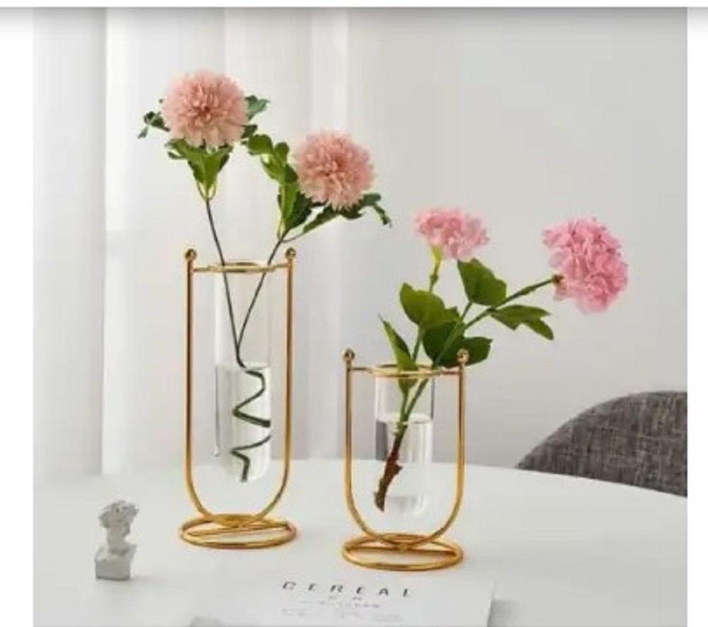 Beautiful Golden Metal Vase - 1 Pc Elegant Home Decor