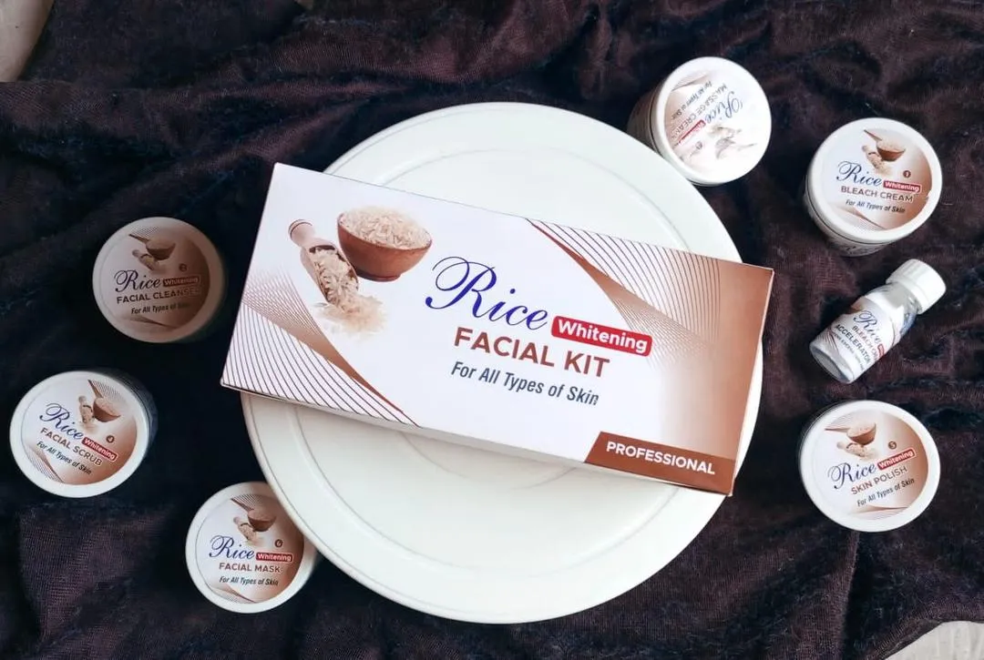 Whitening and Brightening Facial Kit - 7 Pcs Set for All Skin Types