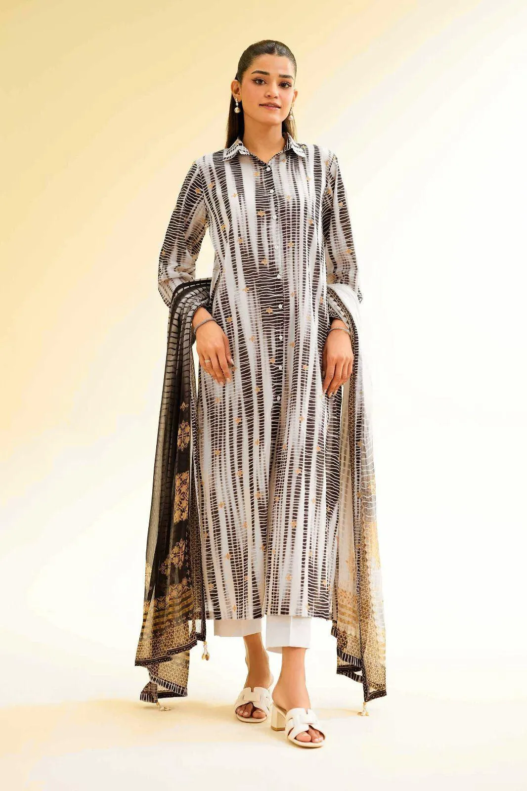 Stunning Women's Stitched Suit Set - 3 Pcs Digital Print Swiss Voile