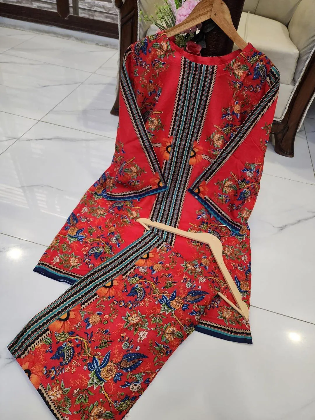 Chic Women's Stitched Shirt and Trouser Set - Digital Print Swiss Lawn - 2 Pcs