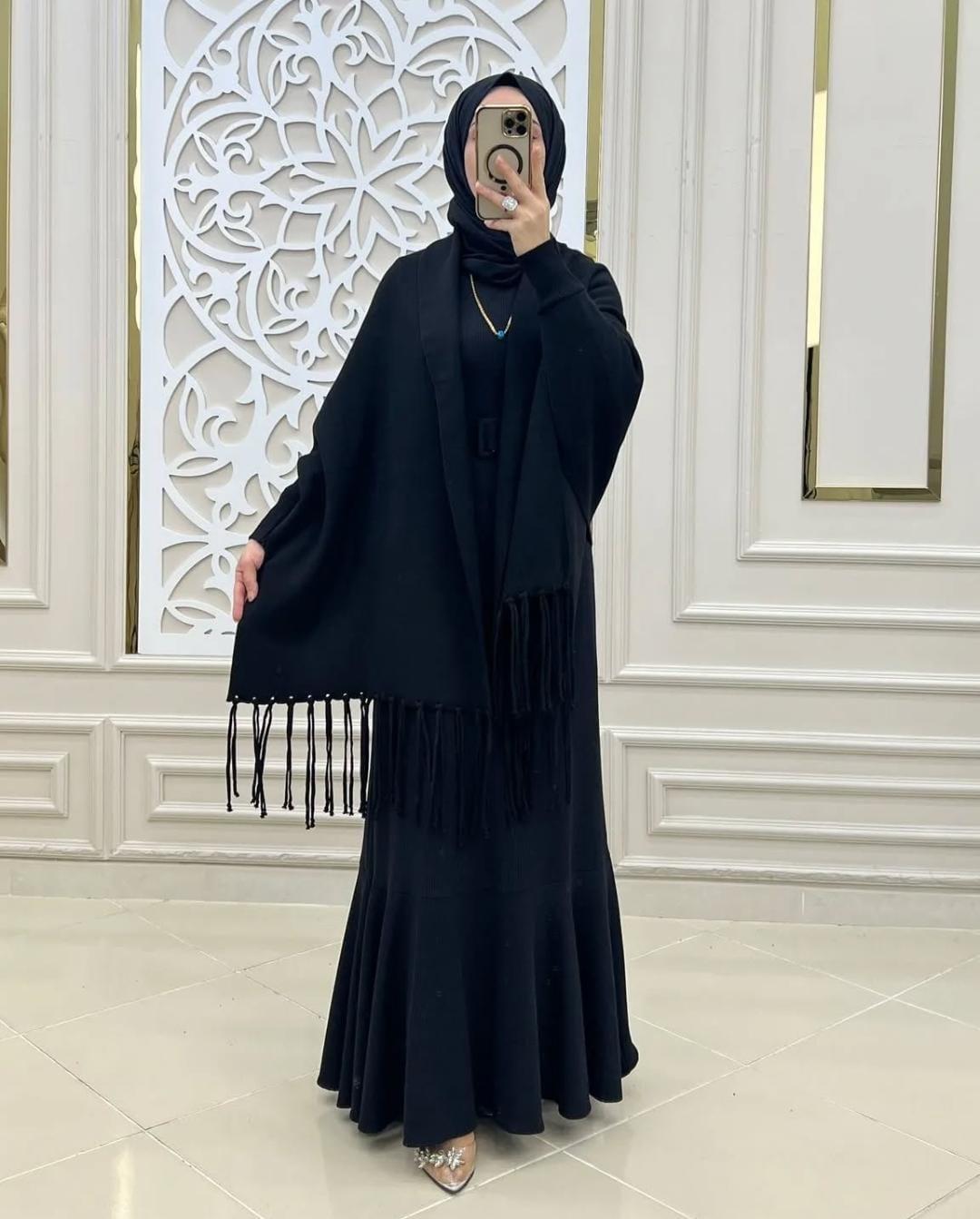 Luxurious Black Fleece Shawl - 1 Pcs of Cozy Elegance