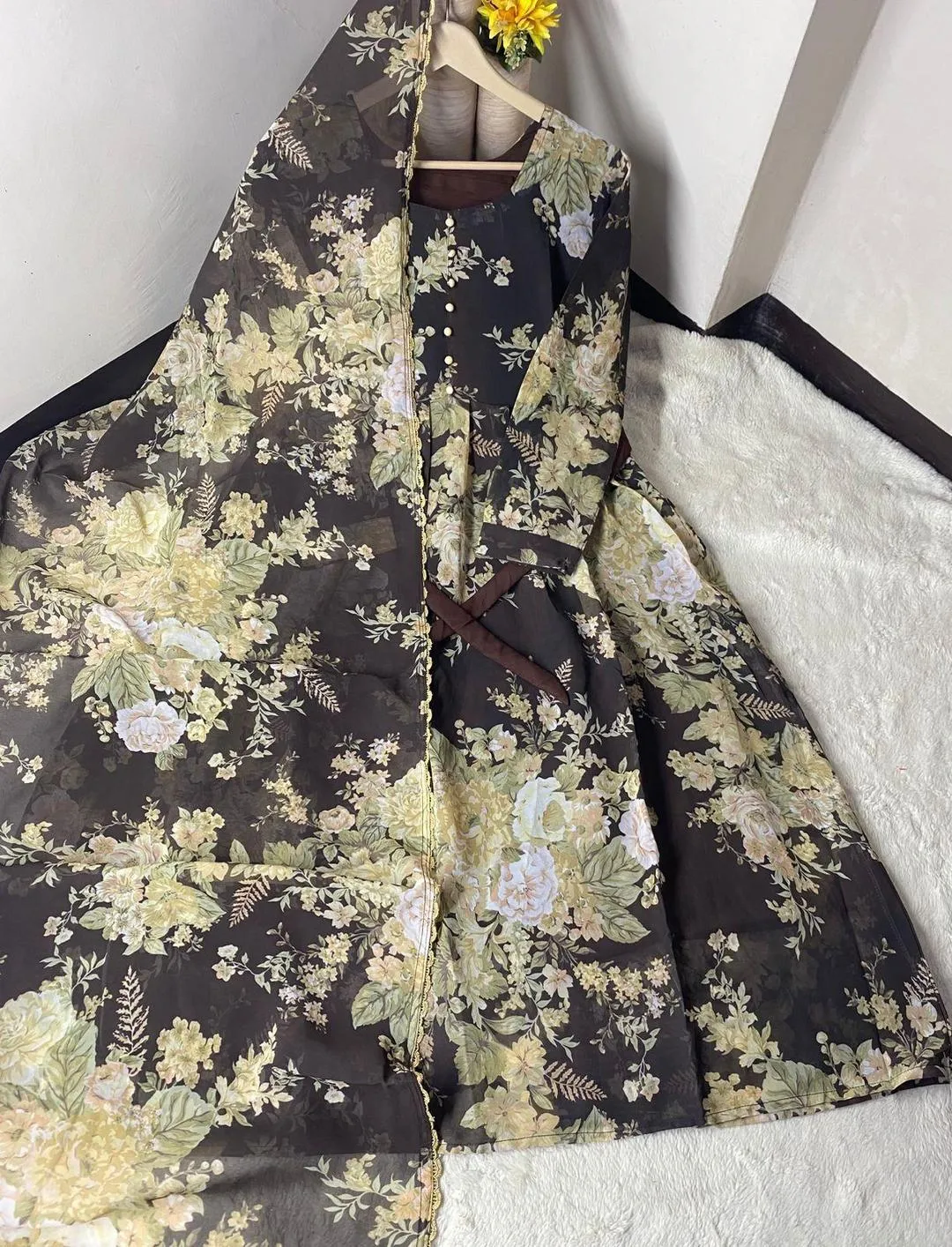 Stunning 2 Pcs Women's Chiffon Printed Maxi Suit with Dupatta