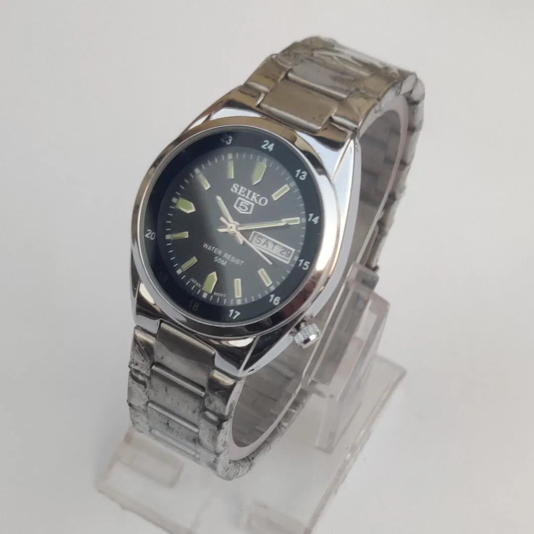 Men's Quartz Stainless Steel Watch - 1 Pc with Box