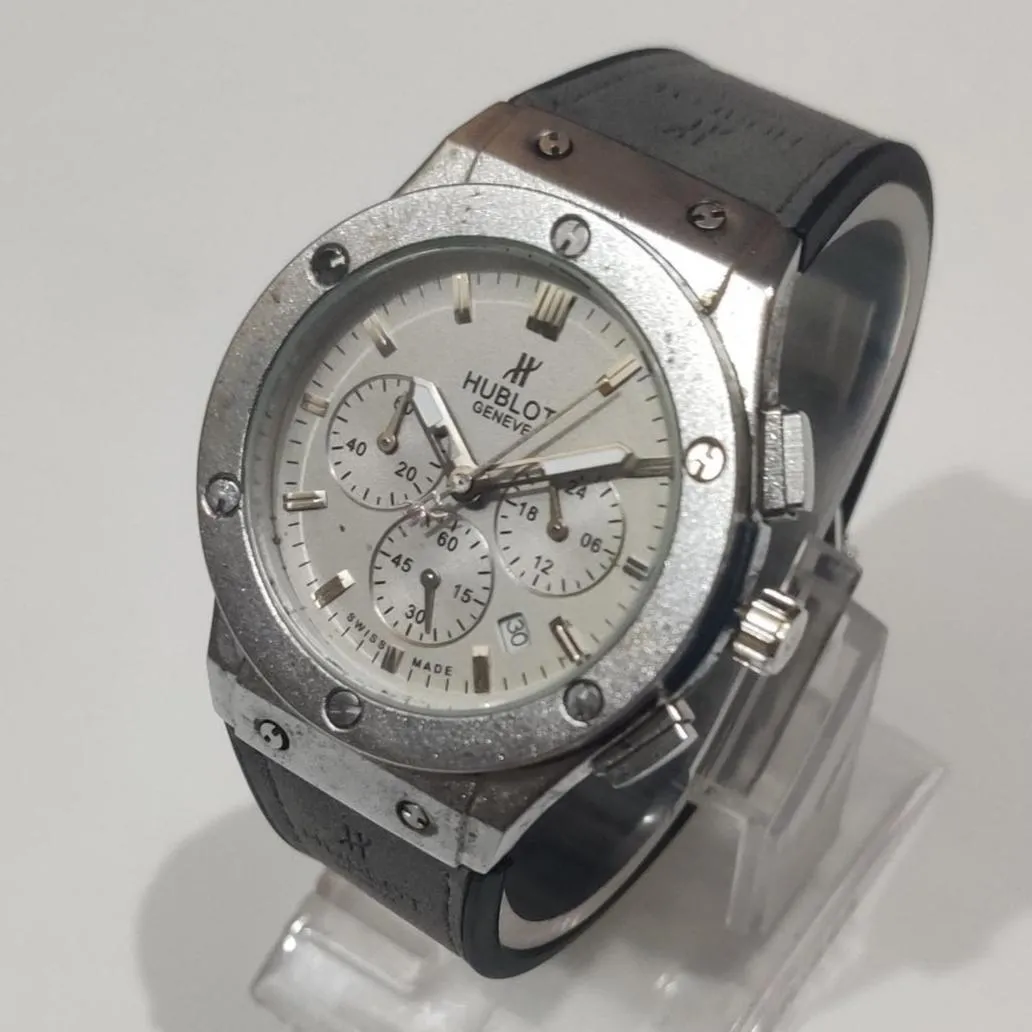 HUBLOT Men's Classic Leather Chronograph Wrist Watch