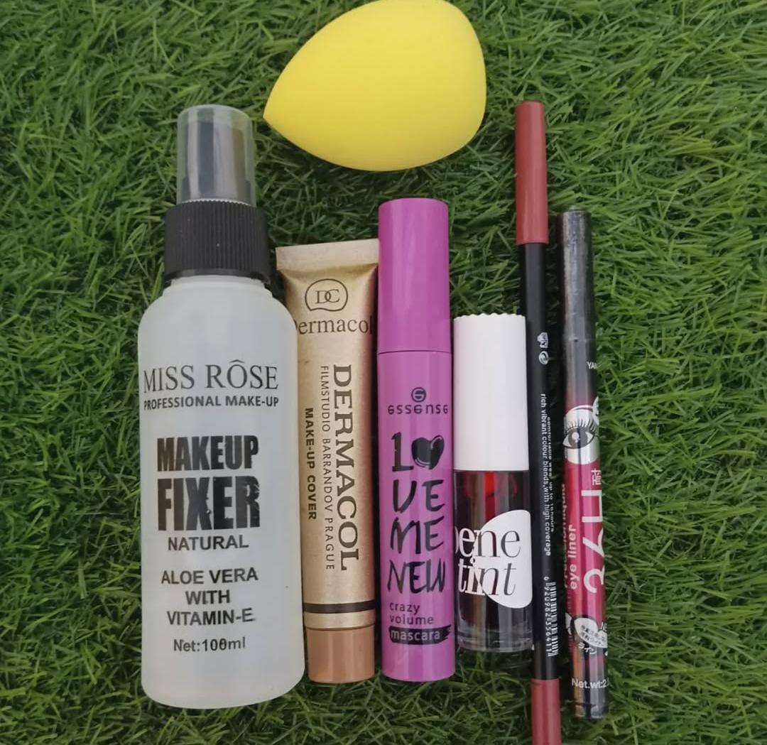 Ultimate Makeup Deal - 7 in 1 Beauty Set 