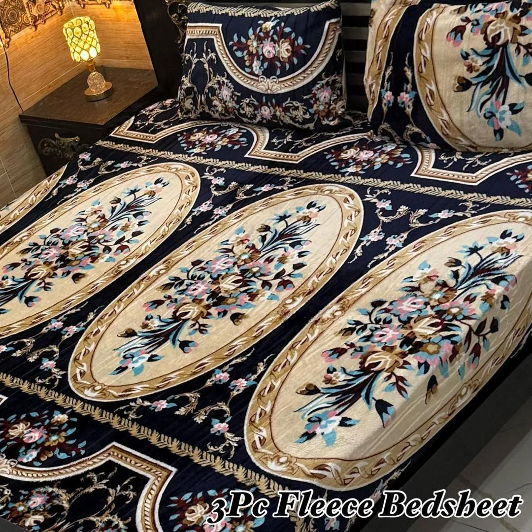 Stylish 3 Pcs Fleece Printed Double Bedsheet